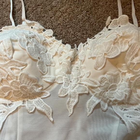 White Corset bodysuit! White color with lace detailing on chest/breast area! - Picture 2 of 4
